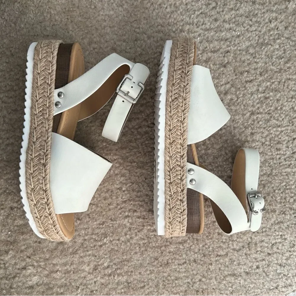 Soda White Espadrille Platform Sandals - Size 7